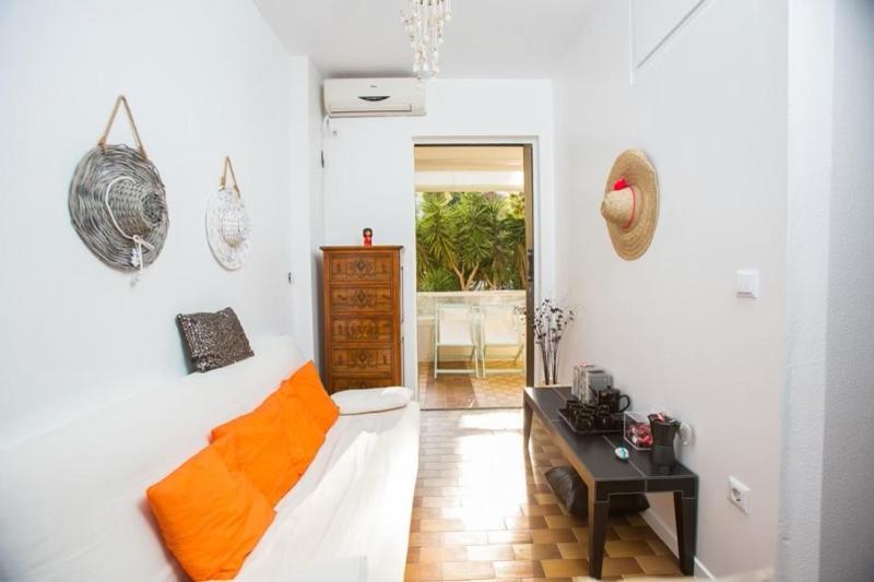Appartement Άνετη Διαμονή 100 Μέτρα Από Τη Θάλασσα - Βάρκιζα à Vári Extérieur photo